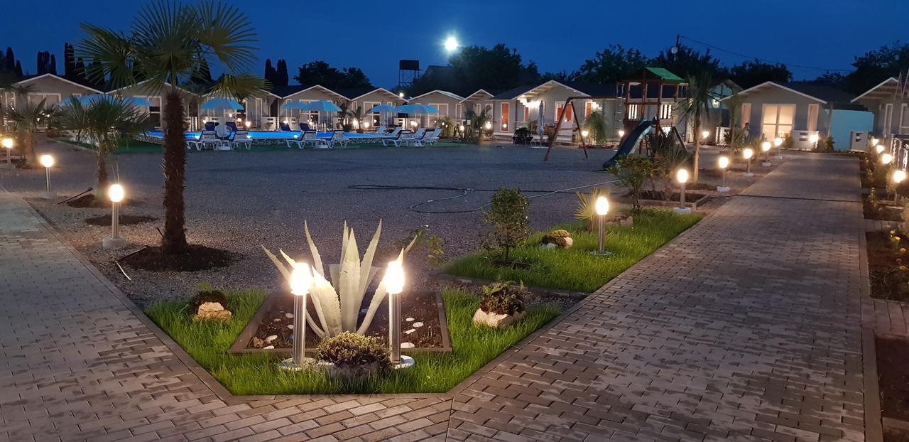 Letnjaya Skazka Hotel Alakhadzi Ngoại thất bức ảnh