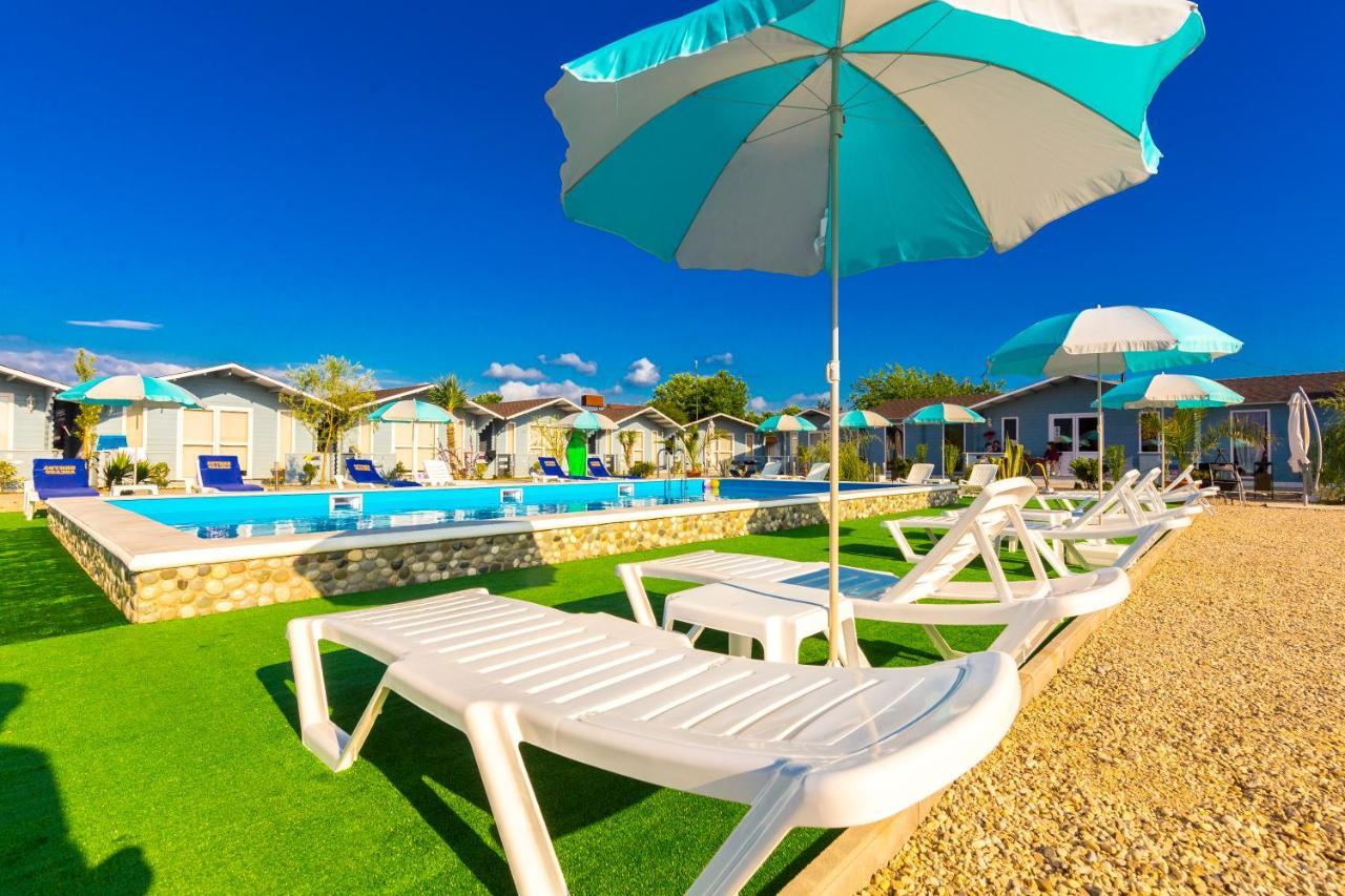 Letnjaya Skazka Hotel Alakhadzi Ngoại thất bức ảnh