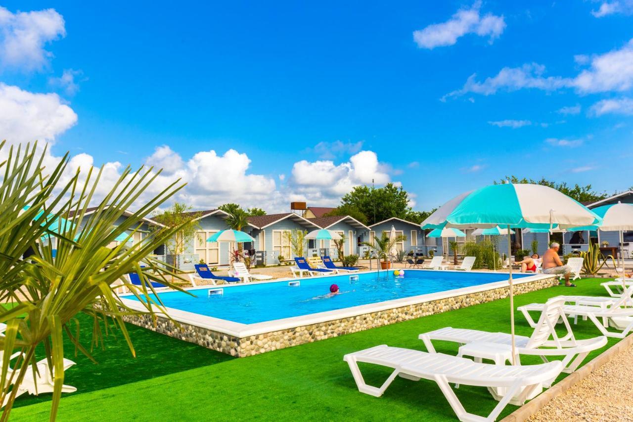 Letnjaya Skazka Hotel Alakhadzi Ngoại thất bức ảnh