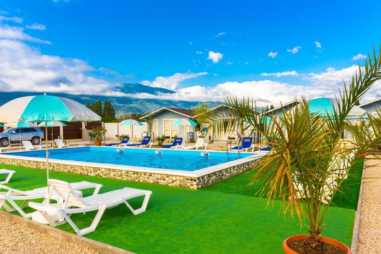 Letnjaya Skazka Hotel Alakhadzi Ngoại thất bức ảnh